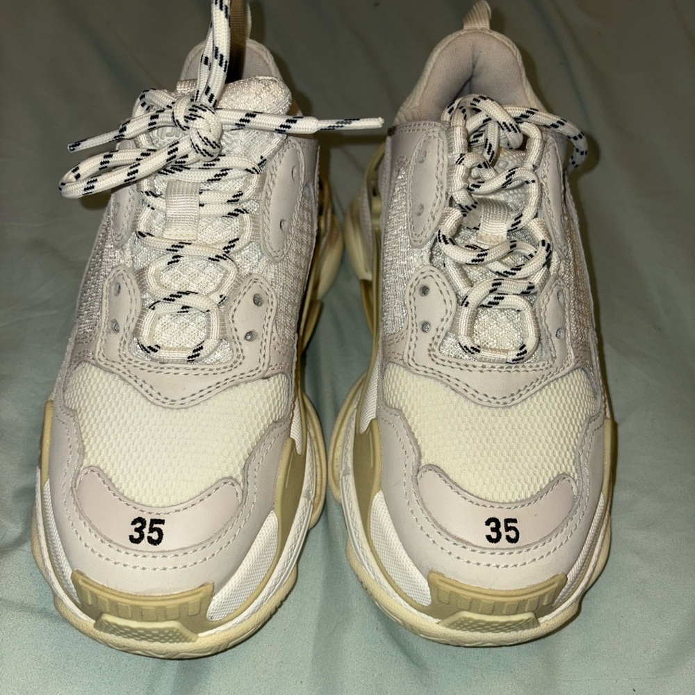 Balenciaga WOMEN'S TRIPLE S SNEAKER